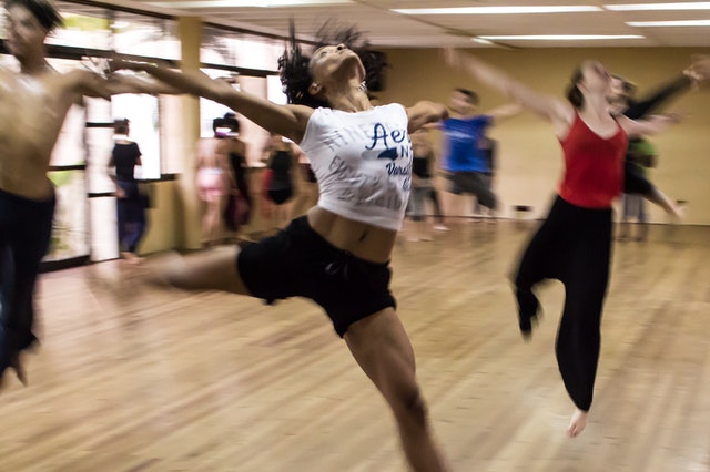 Hen party Dirty Dancing dance class Cardiff studio group celebration